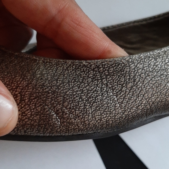 LAUREN by RL Pewter flats sz 5.5 leather metallic - Picture 5 of 11
